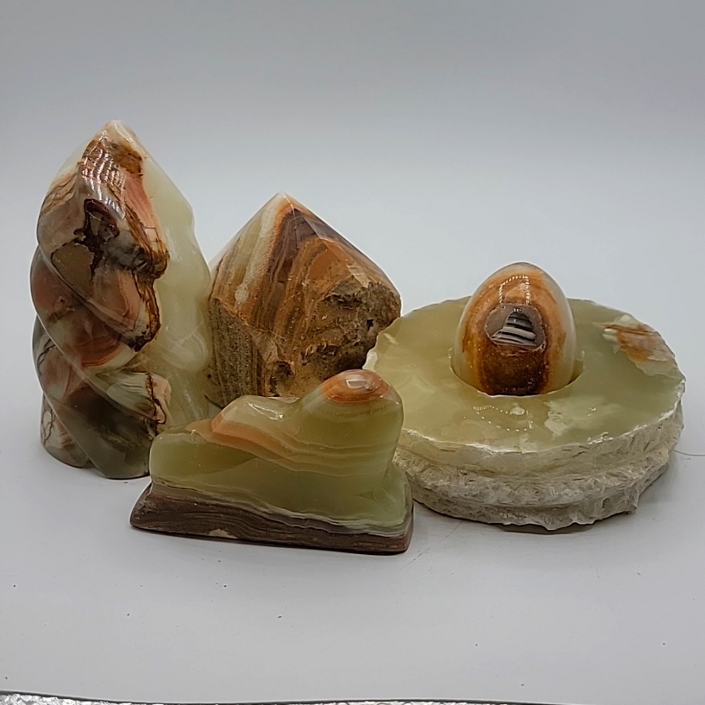 Natural Onyx Bundle Candle Holder Pyramid Point Cloud Flame